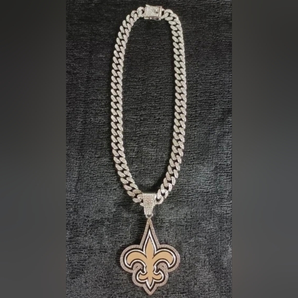 New Orleans Saints football team chain necklace 20\